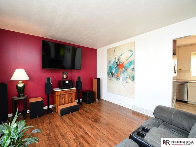11023 Franklin Cir, House other with 3 bedrooms, 2 bathrooms and 2 parking in Omaha NE | Image 8