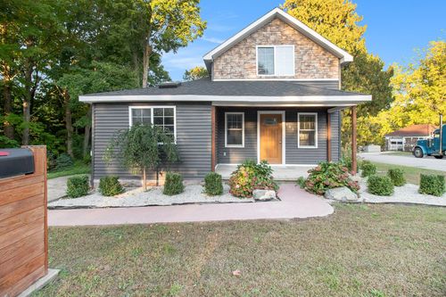 603 S Courtland St, Hart, MI, 49420-1244 | Card Image