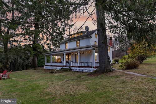 297 Forgedale Rd, Barto, PA, 19504-9101 | Card Image