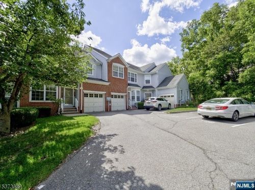 123 Cardigan Ct, Parsippany, NJ, 07054-3420 | Card Image