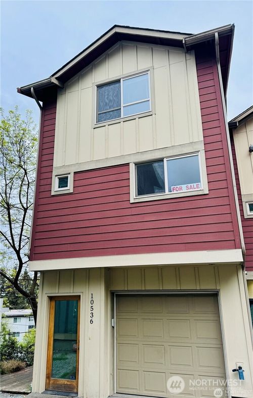 10536 24th Ave Ne, Seattle, WA, 98125-6679 | Card Image