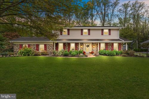 1190 University Dr, YARDLEY, PA, 19067-2827 | Card Image