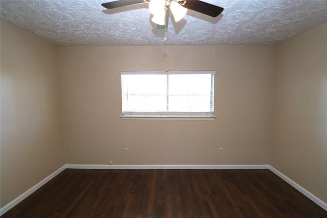 20123 Chipplegate Ln, House other with 3 bedrooms, 2 bathrooms and 2 parking in Humble TX | Image 19