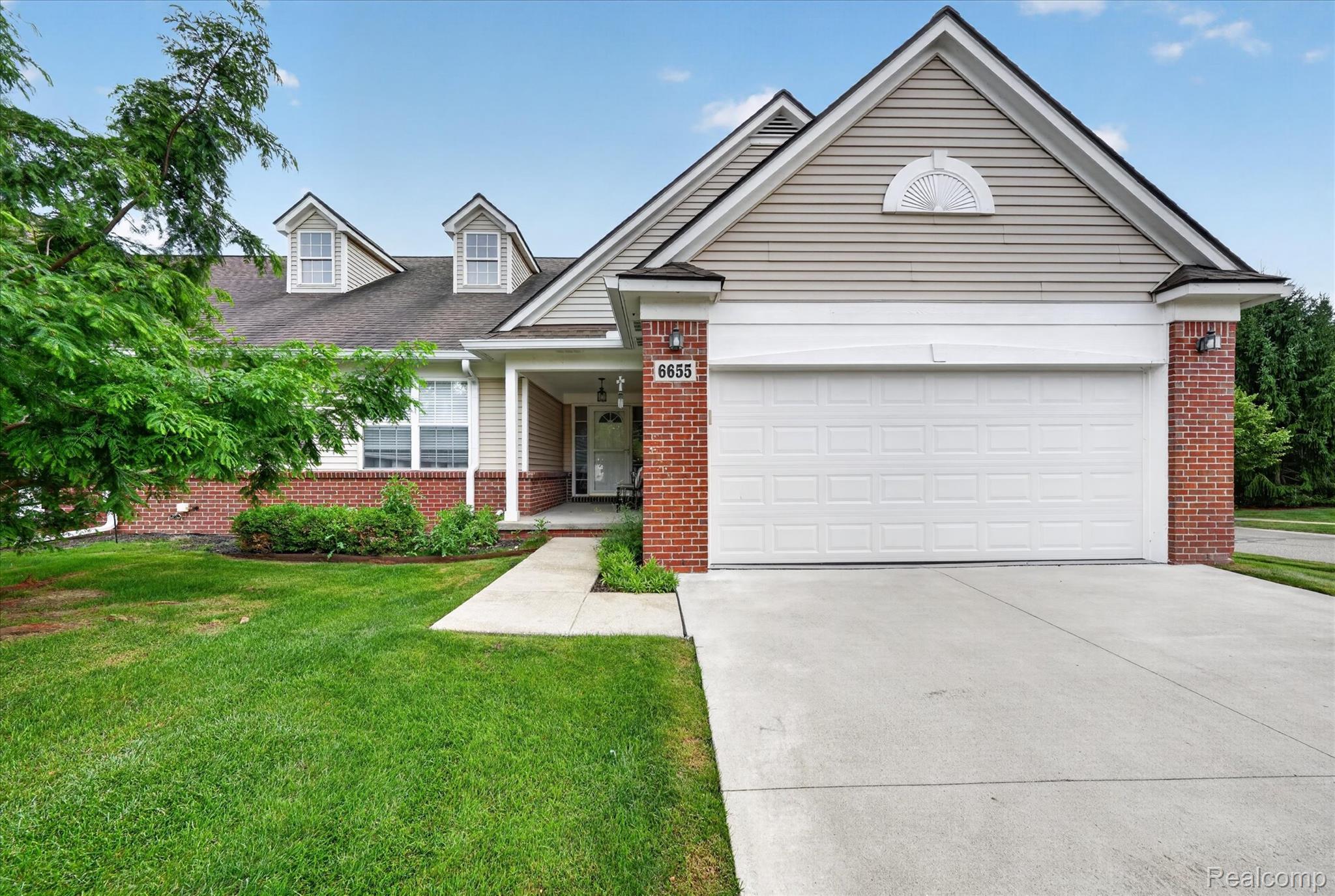 Residential in Genoa Township 3