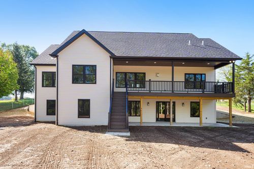 18341 County Road 2, Bristol, IN, 46507-9773 | Card Image