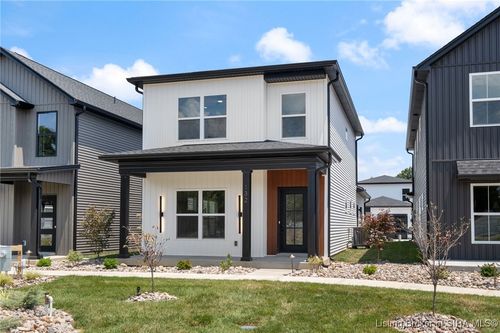 132 Rock Ln, Clarksville, IN, 47129-1460 | Card Image