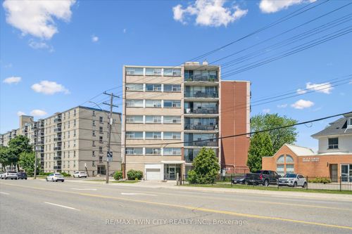302-293 Mohawk Rd E, Hamilton, ON, L9A2J1 | Card Image