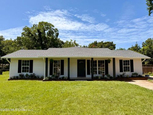 4802 Legare Ave, Pascagoula, MS, 39581-3533 | Card Image