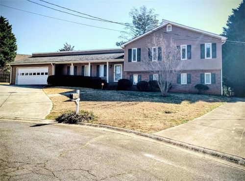 1730 Cedar Grove Dr, Marietta, GA, 30066-5742 | Card Image