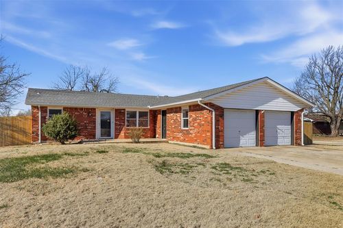 1000 Cambridge Dr, Yukon, OK, 73099-4912 | Card Image