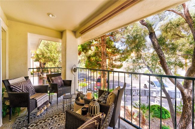 UNIT-201 - 7648 Rolling View Dr, Condo with 2 bedrooms, 2 bathrooms and null parking in Las Vegas NV | Image 6