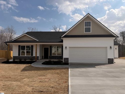 209 Old Glory Ct, Pickens, SC, 29671-7006 | Card Image