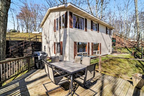 6302 E Interlochen Rd, Fountain, MI, 49410-8720 | Card Image
