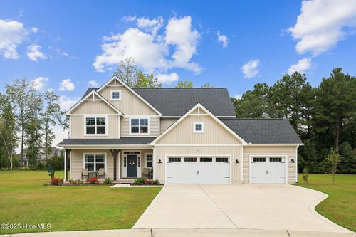 2203 Three Oaks Dr, Greenville, NC, 27858-3527 | Card Image
