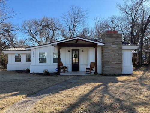 1315 Vine St, Weatherford, TX, 76086-2203 | Card Image