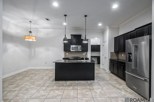 7853 Seville Ct, Baton Rouge, LA, 70820-6518 | Card Image