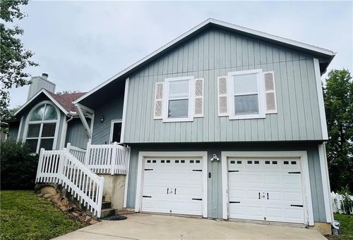 17150 Walter St, Gardner, KS, 66030-9480 | Card Image