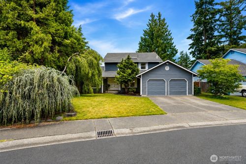 18205 150th Ave Se, Renton, WA, 98058-9657 | Card Image