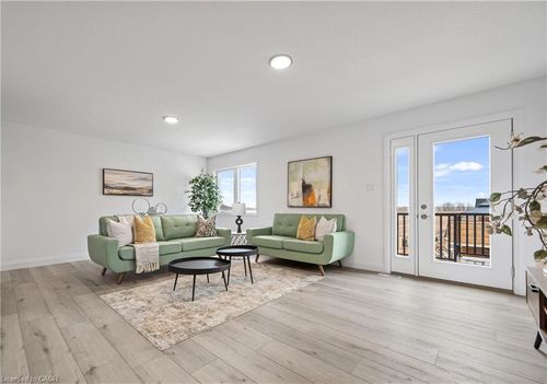 7-182 Bridge Cres, Palmerston, ON, N0G2P0 | Card Image