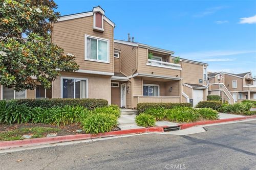 apt-d-10393 E Briar Oaks Dr, Stanton, CA, 90680-4221 | Card Image