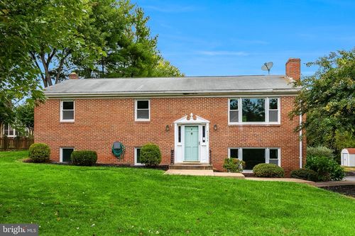 43594 Hay Rd, ASHBURN, VA, 20147-3608 | Card Image