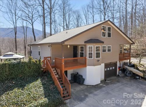 401 Tipstill Cv, Waynesville, NC, 28786-7831 | Card Image
