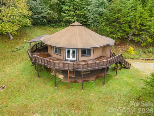 281 Bearwallow Trl, Leicester, NC, 28748 | Card Image
