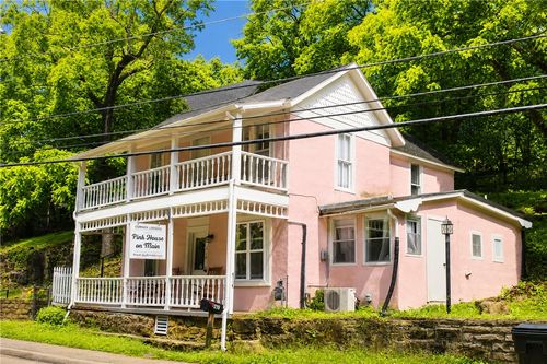 216 N Main St, Eureka Springs, AR, 72632-3132 | Card Image