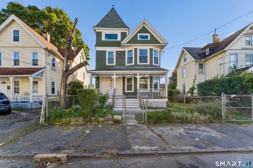 204-202-204 Bunnell St, Bridgeport, CT, 06607-1001 | Card Image