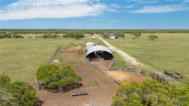 571 Fm 1360, Home with 3 bedrooms, 2 bathrooms and null parking in Woodsboro TX | Image 36