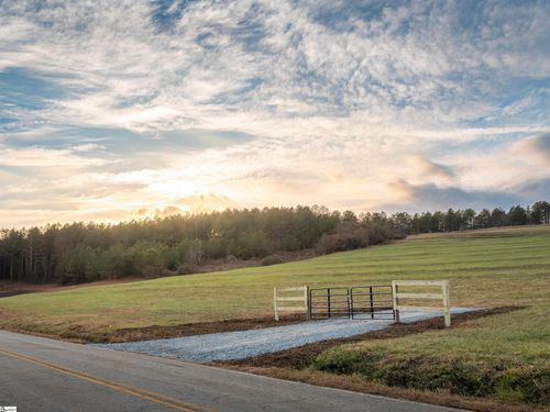04 Concord Church Rd, Pickens, SC, 29671 | Card Image