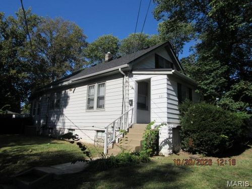 651 N 39th St, Belleville, IL, 62226-5603 | Card Image