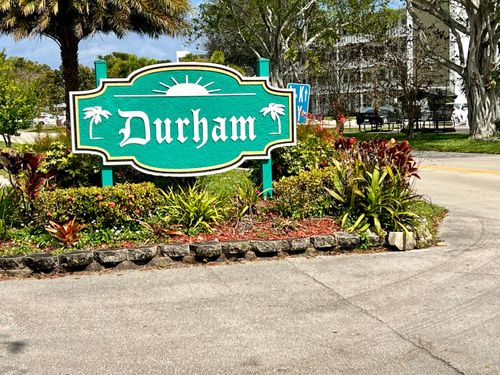 635 Durham W, Deerfield Beach, FL, 33442-3520 | Card Image