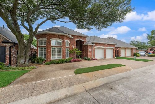 757 Village Green Drive, DeSoto, TX, 75115 | Card Image