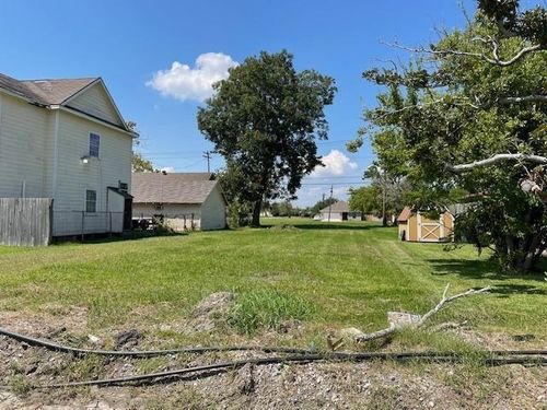 1011 6th St, Port Arthur, TX, 77640-6035 | Card Image