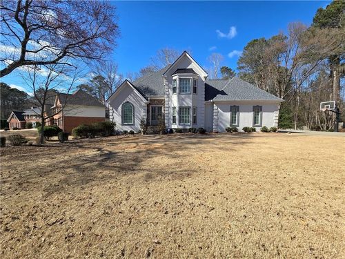 9373 Kingston Crossing Cir, Johns Creek, GA, 30022-5594 | Card Image