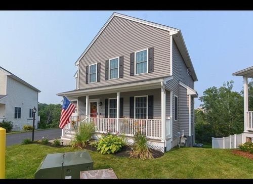 8 Sourwood Circle, Worcester, MA, 01605 | Card Image