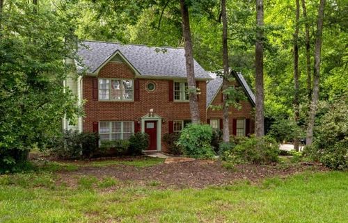 140 Windsor Dr, Fayetteville, GA, 30215-5416 | Card Image