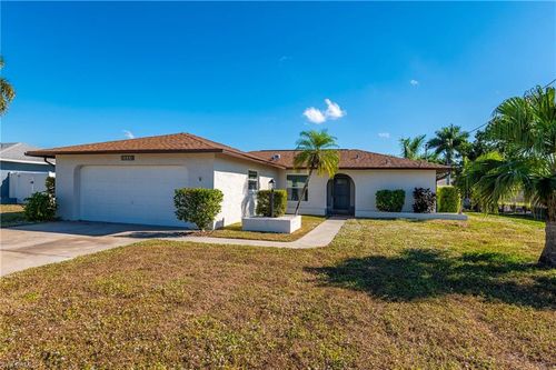 4548 Gulf Ave, NORTH FORT MYERS, FL, 33903-4663 | Card Image