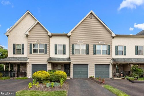 729 Dell Ct, SOUTHAMPTON, PA, 18966-6003 | Card Image