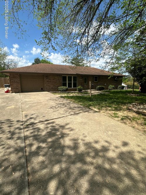 510 S Kentucky St, Irvington, KY, 40146-1036 | Card Image