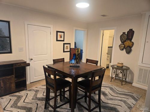 1012 W Hernandez St, Pensacola, FL, 32501-1944 | Card Image