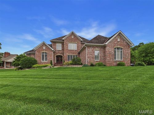 9 Dunbridge Ct, Glen Carbon, IL, 62034-1564 | Card Image