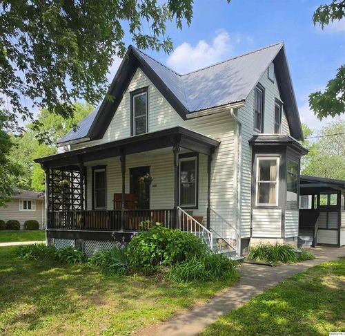 304 W 3rd St, Golden, IL, 62339 | Card Image