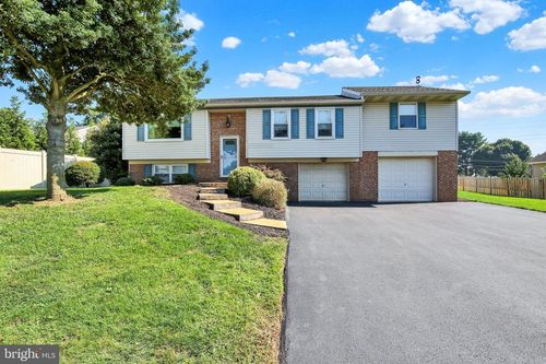 1031 Stellar Dr, MOUNT JOY, PA, 17552-9116 | Card Image