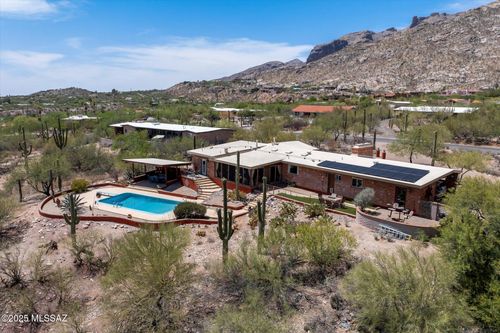 6731 N Pontatoc Rd, Tucson, AZ, 85718-1623 | Card Image