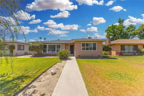 1607 S Atlantic Dr, Compton, CA, 90221-4724 | Card Image