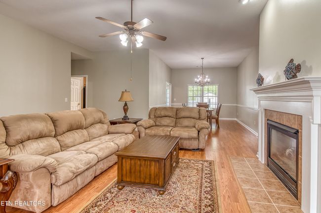 1707 Maremont Rd, House other with 3 bedrooms, 2 bathrooms and 2 parking in Knoxville TN | Image 6