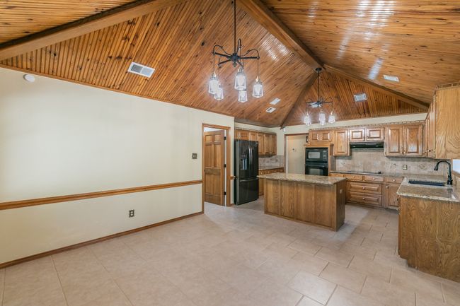 2111 Meadowview Dr, House other with 3 bedrooms, 2 bathrooms and null parking in Keller TX | Image 9