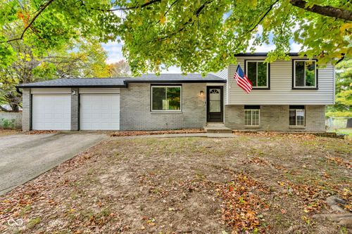 7728 Opelika Ct, Indianapolis, IN, 46217-4395 | Card Image